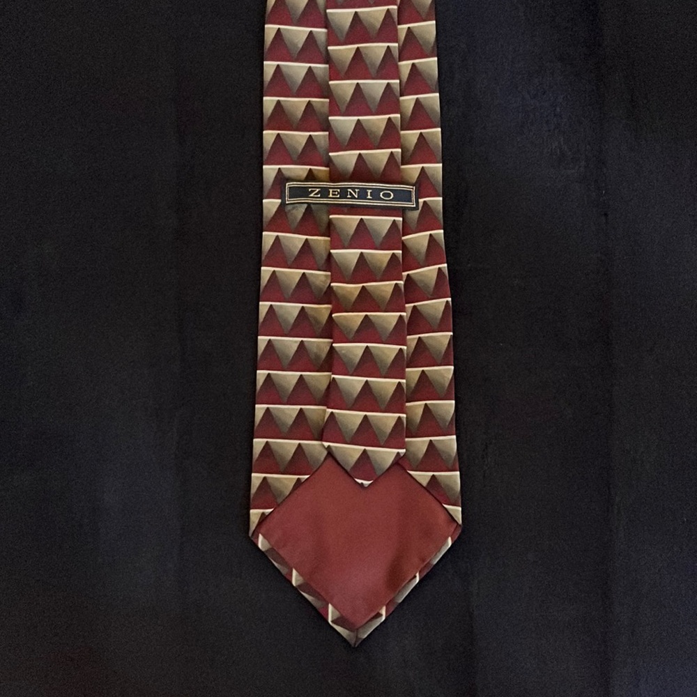 Zenio Tie